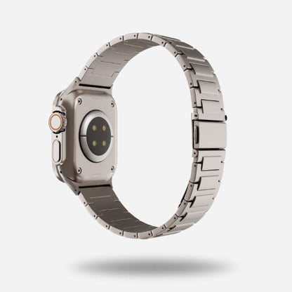 Apple_Watch_Titanium_Band